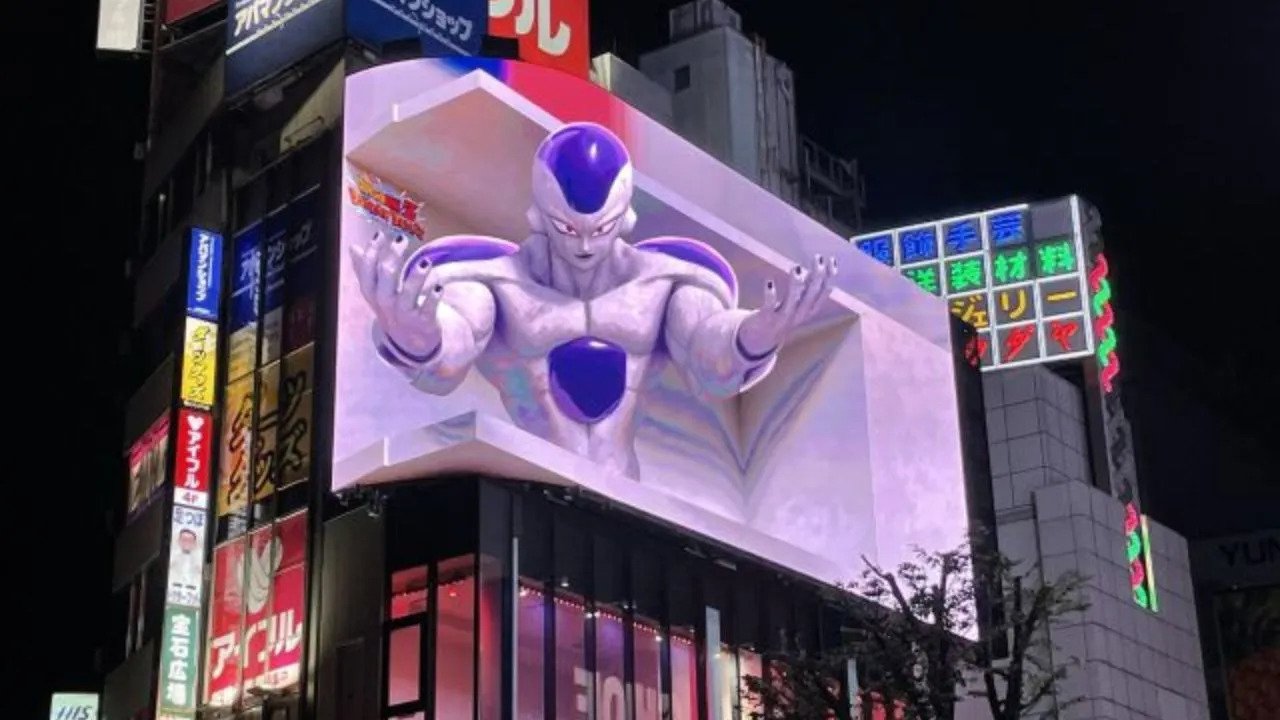 Iklan Frieza 3D di Tokyo Seperti Bisa Menjangkau Kamu!
