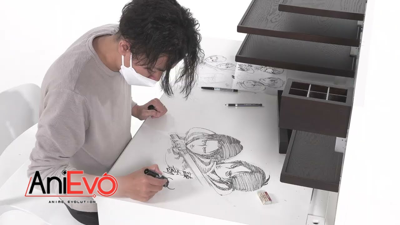 Hajime Isayama, Mangaka Attack on Titan yang Melelang Meja Kerjanya di Prancis