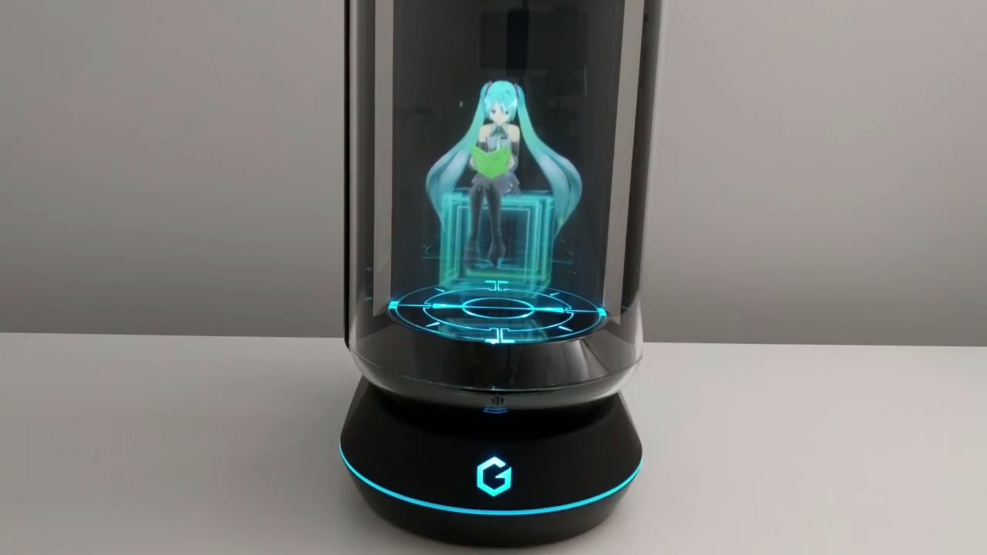 via Gatebox (YouTube)