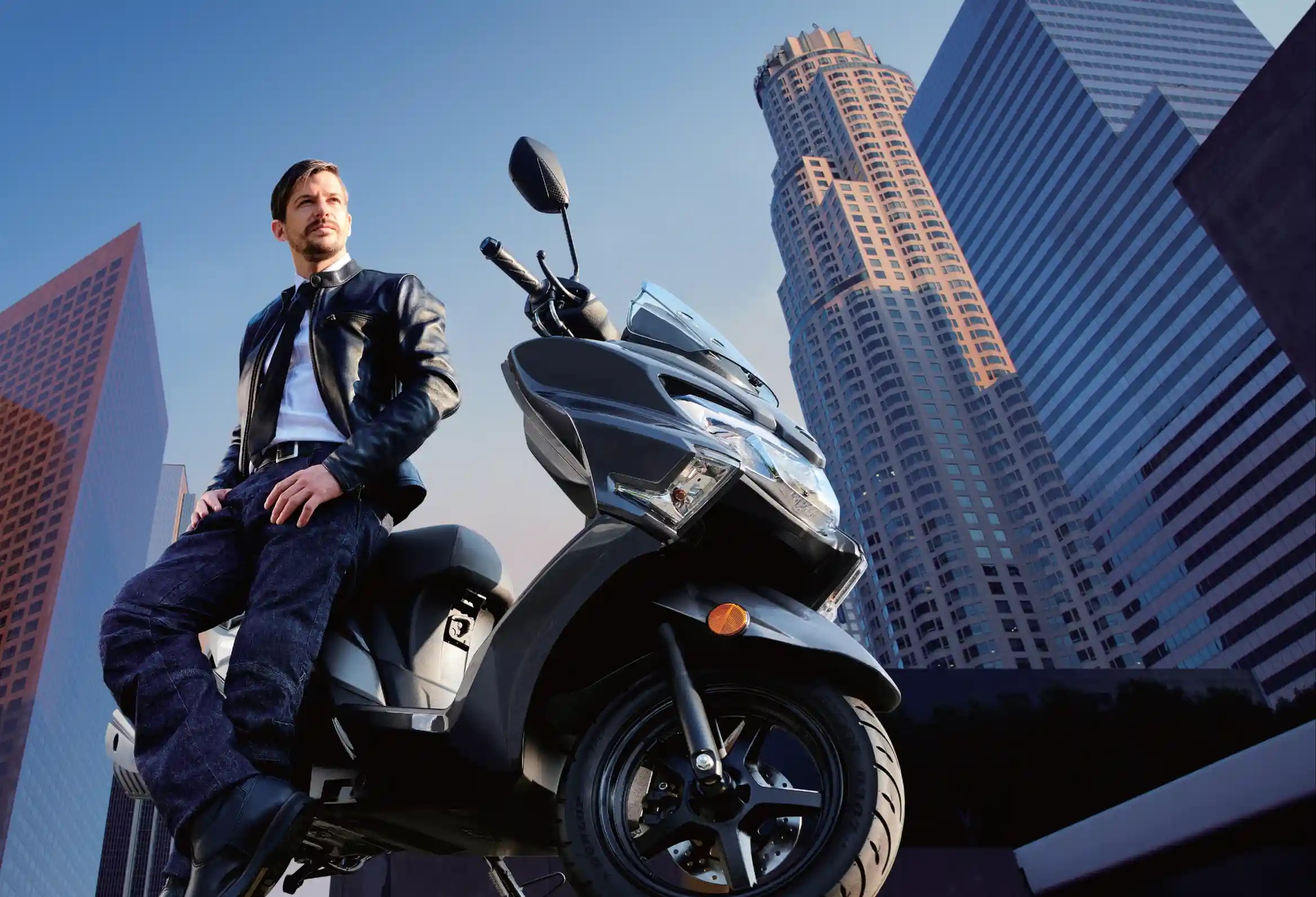 via suzuki.co.id