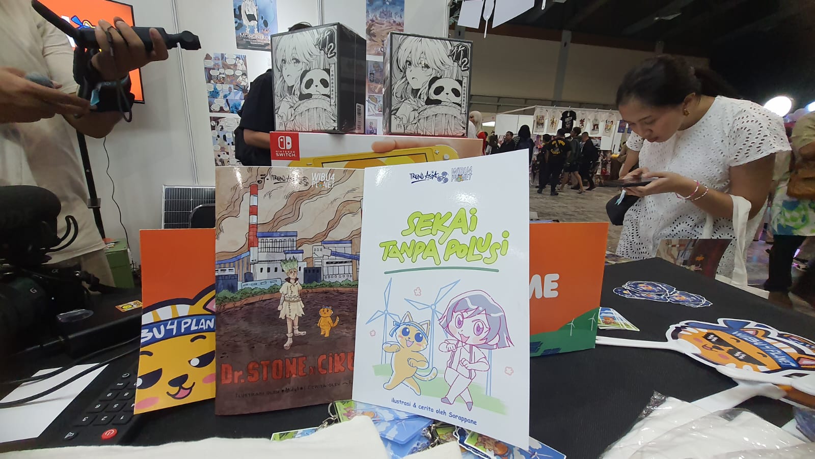 Doujinshi yang dibuat Wibu4Planet. credit: tim Anievo