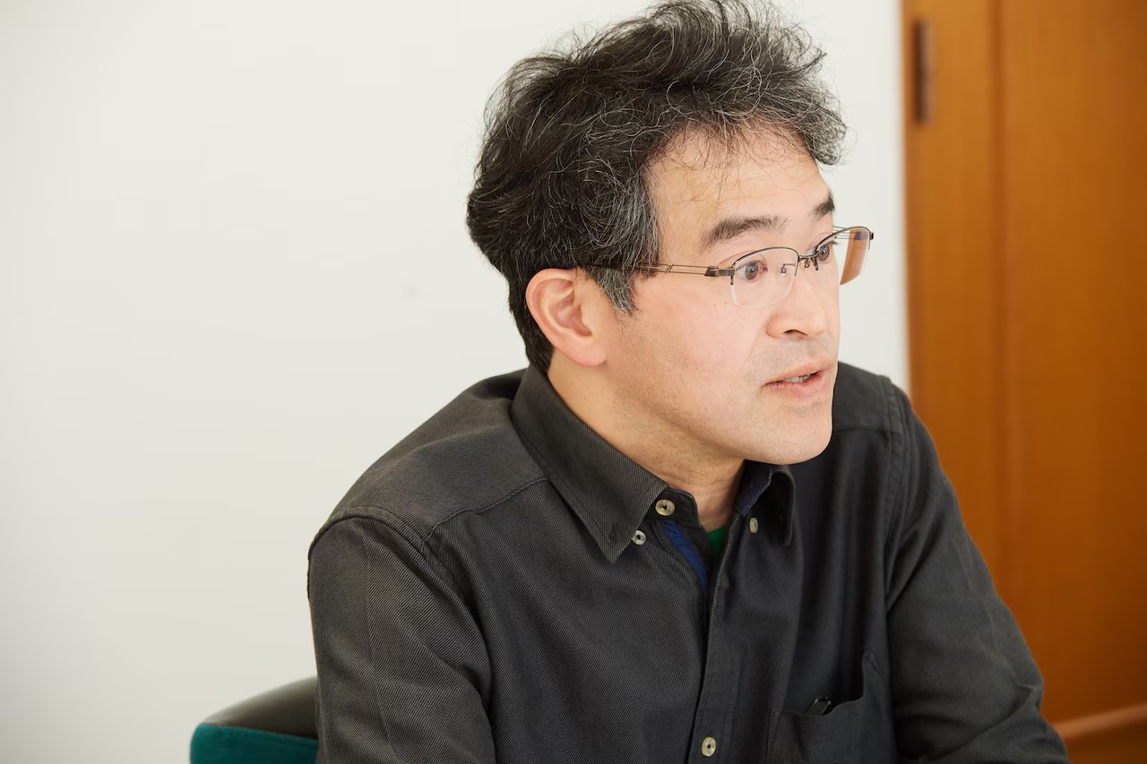 井野元英二氏