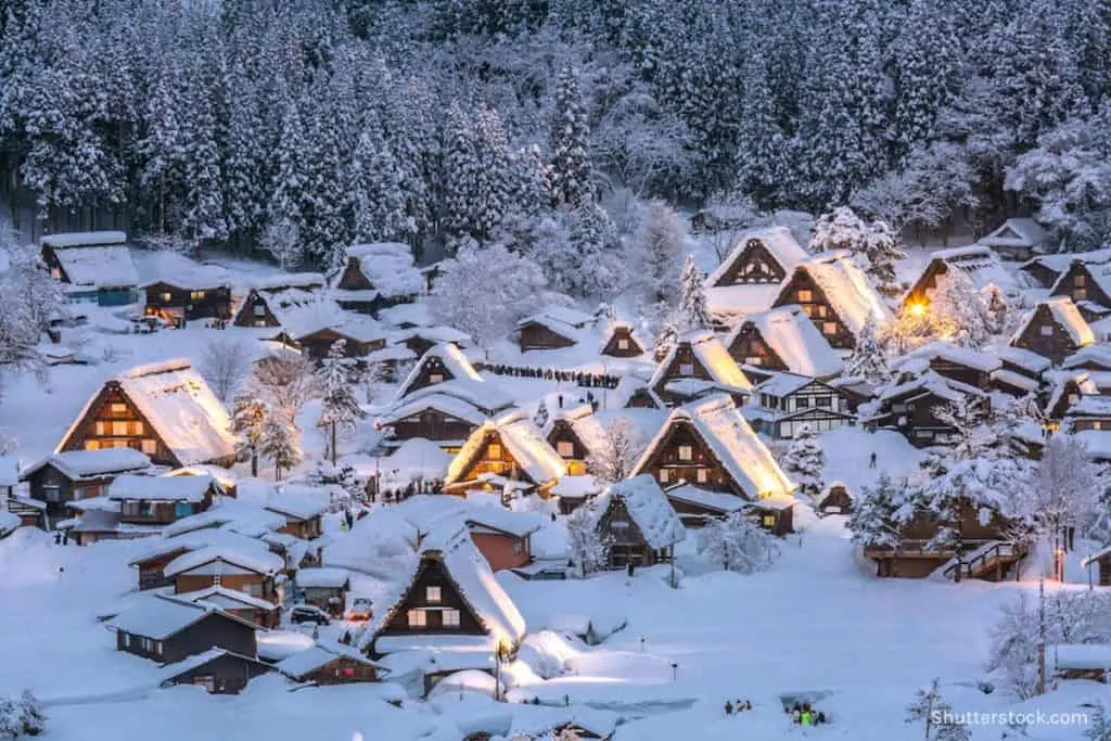via www.thepoortraveler.net