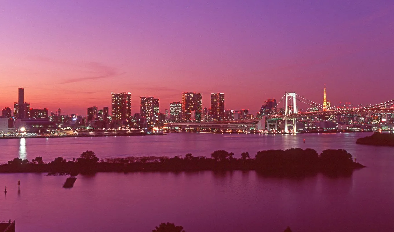 via tokyotravelguide.com