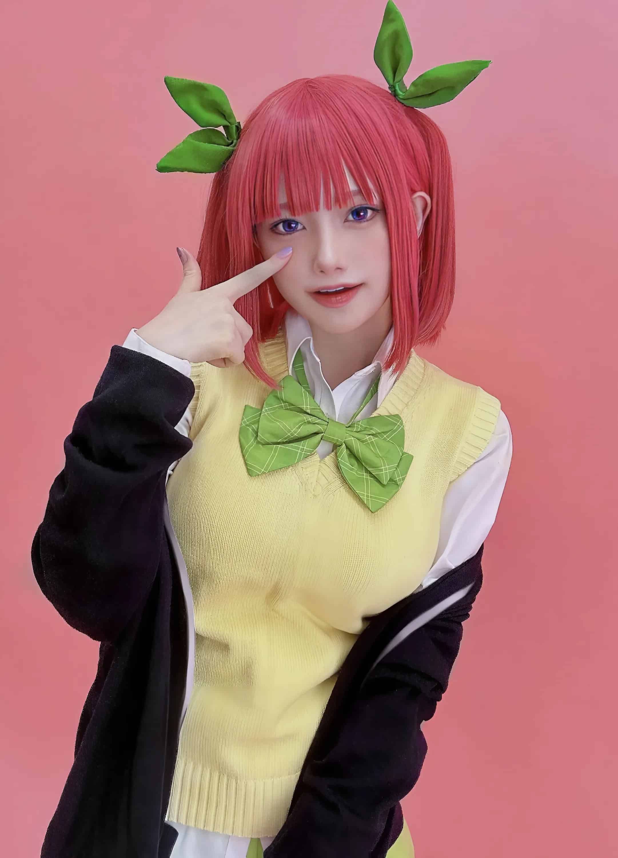 Akari Akase sebagai Nino