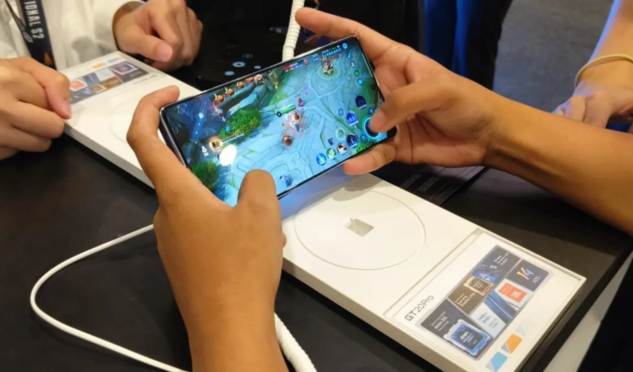 via api.duniagames.co.id