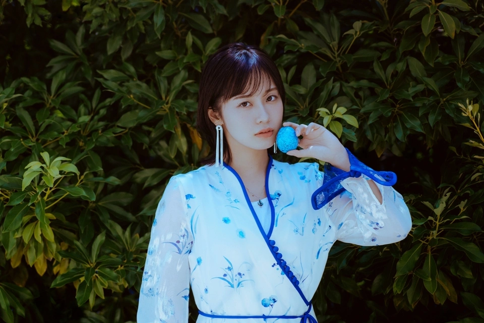 Tomori Kusunoki Rilis MV "turquoise blue", Album Baru "LANDERBLUE" Segera Hadir!