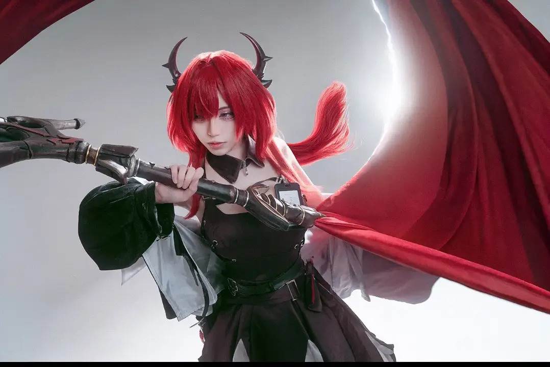 Abxtryy, Cosplayer Arknights dengan Skill 3D Modelling - image 1